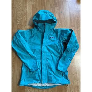 Patagonia lightweight windbreaker